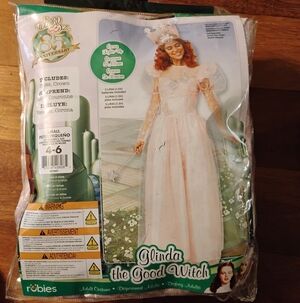 Glinda the Good Witch Costume